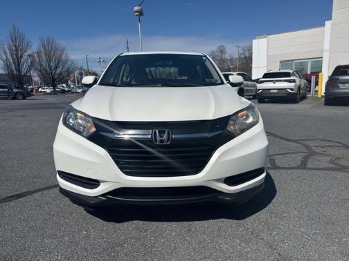 2017 Honda HR-V LX