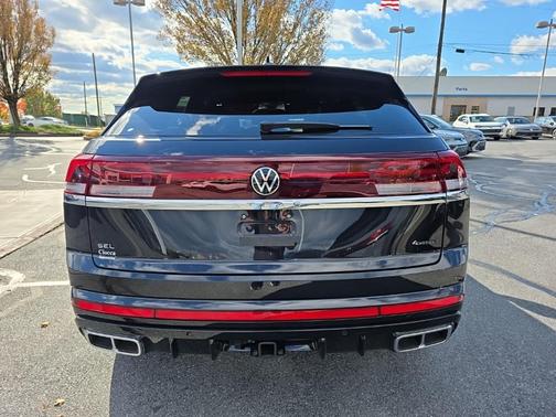 2025 Volkswagen Atlas Cross Sport 2.0T SEL Premium