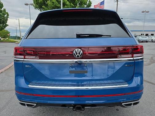 Mountain Lake Blue Metallic 2026 Volkswagen Atlas 2.0T SEL Premium R-Line 4MOTION