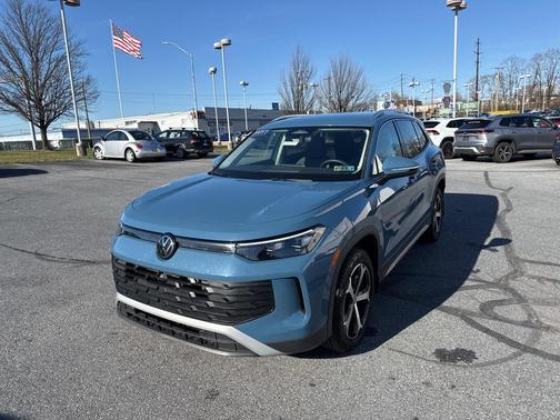 2025 Volkswagen Tiguan 2.0T SE 4MOTION