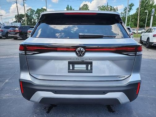 2025 Volkswagen Tiguan 2.0T S 4MOTION