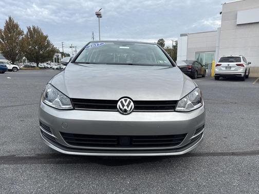 2017 Volkswagen Golf TSI Wolfsburg Edition 4-Door