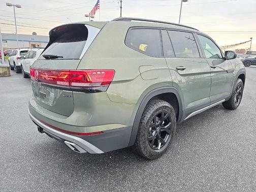 2026 Volkswagen Atlas 2.0T Peak Edition