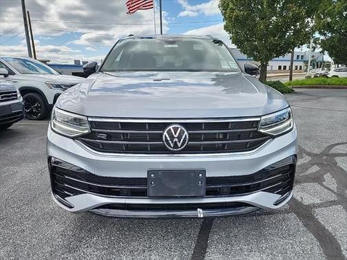 2023 Volkswagen Tiguan 2.0T SE R-Line Black 4MOTION