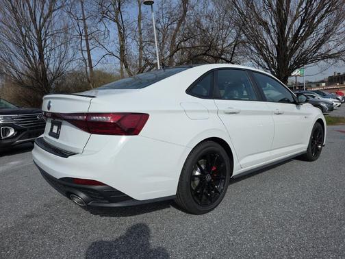 Pure White w/Deep Blk Rf 2026 Volkswagen Jetta GLI 2.0T Autobahn