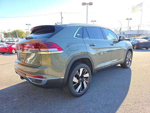 2026 Volkswagen Atlas Cross Sport 2.0T SEL