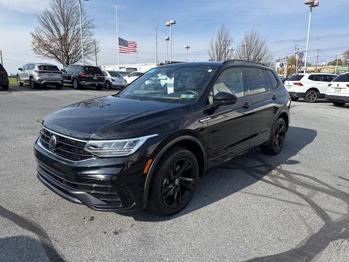 2023 Volkswagen Tiguan 2.0T SE R-Line Black 4MOTION