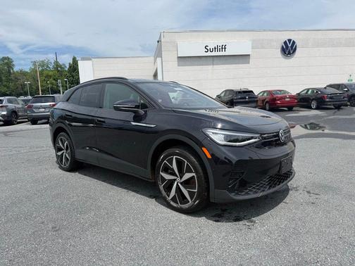 Deep Black Pearl 2023 Volkswagen ID.4 AWD Pro S