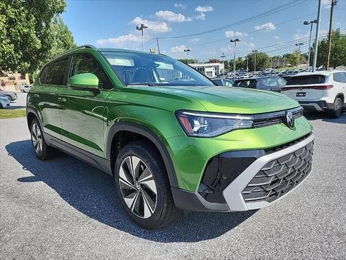 2025 Volkswagen Taos 1.5T SE