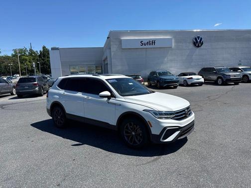 Pure White 2022 Volkswagen Tiguan 2.0T SE 4MOTION