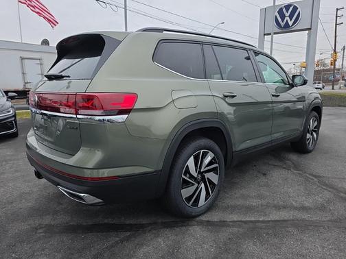 2026 Volkswagen Atlas 2.0T SE w/Technology 4MOTION