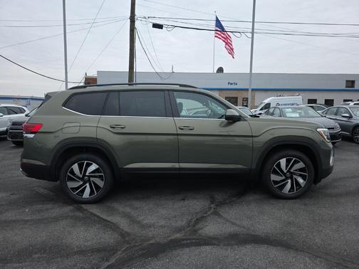 2026 Volkswagen Atlas 2.0T SE w/Technology 4MOTION
