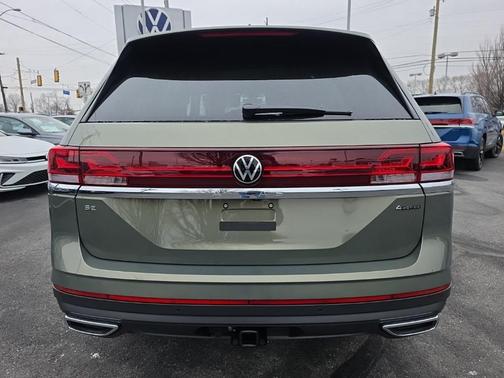 2026 Volkswagen Atlas 2.0T SE w/Technology 4MOTION