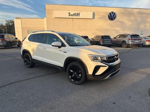 2022 Volkswagen Taos 1.5T SE