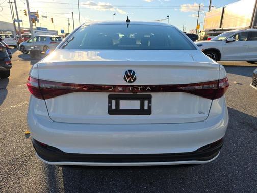 2026 Volkswagen Jetta 1.4T SE