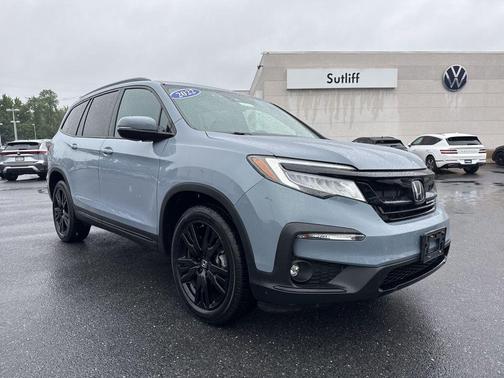 Sonic Gray Pearl 2022 Honda Pilot AWD Black Edition
