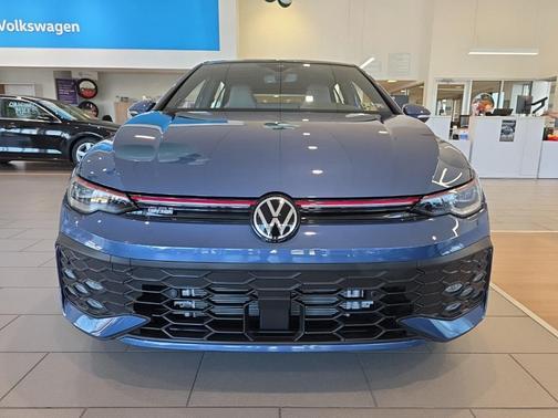 2025 Volkswagen Golf GTI 2.0T SE DSG