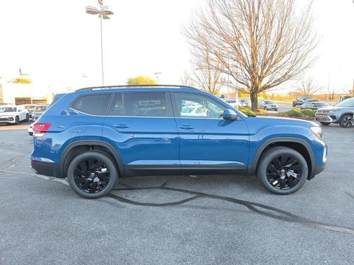 2026 Volkswagen Atlas 2.0T SE w/Technology 4MOTION