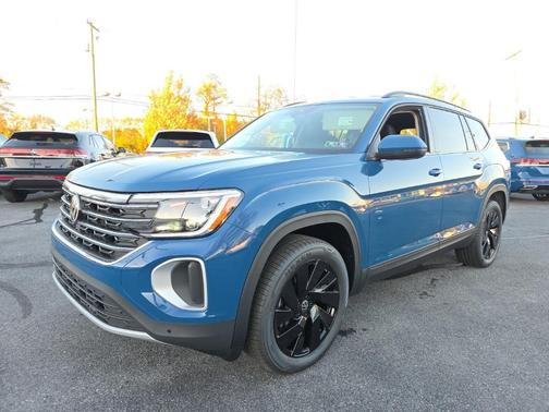 2026 Volkswagen Atlas 2.0T SE w/Technology 4MOTION