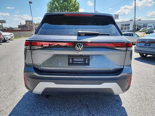 2025 Volkswagen Tiguan 2.0T SE 4MOTION