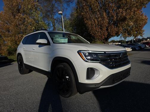 2026 Volkswagen Atlas 2.0T SE w/Technology 4MOTION