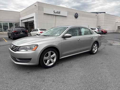 2012 Volkswagen Passat 2.5 SE
