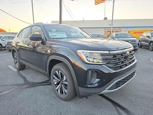 2026 Volkswagen Atlas Cross Sport 2.0T SE