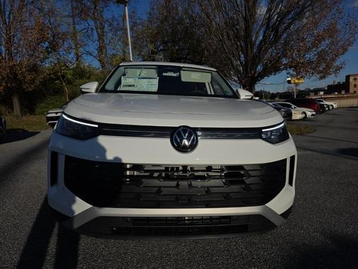 2026 Volkswagen Tiguan 2.0T SE 4MOTION