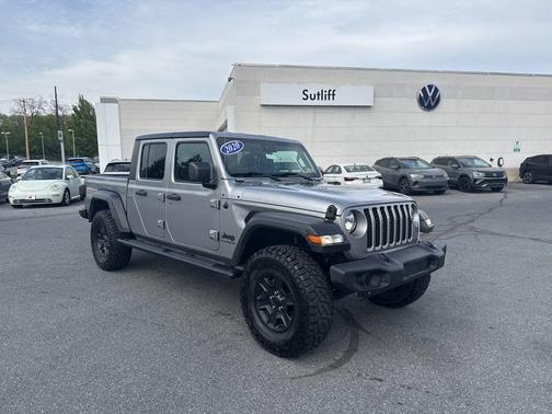 Billet Silver Metallic Clearcoat 2020 Jeep Gladiator Sport S