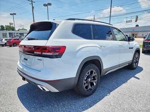 2025 Volkswagen Atlas 2.0T Peak Edition