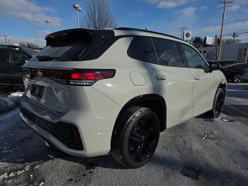 2026 Volkswagen Tiguan 2.0T SE R-Line Black 4MOTION