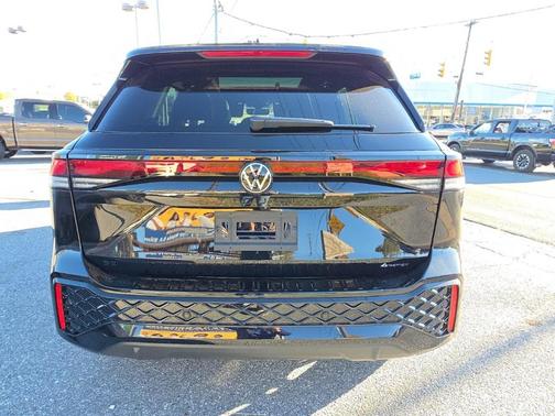 2026 Volkswagen Tiguan 2.0T SE R-Line Black 4MOTION