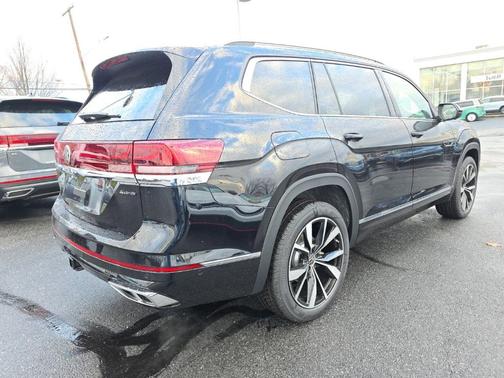 2026 Volkswagen Atlas 2.0T SEL Premium R-Line 4MOTION