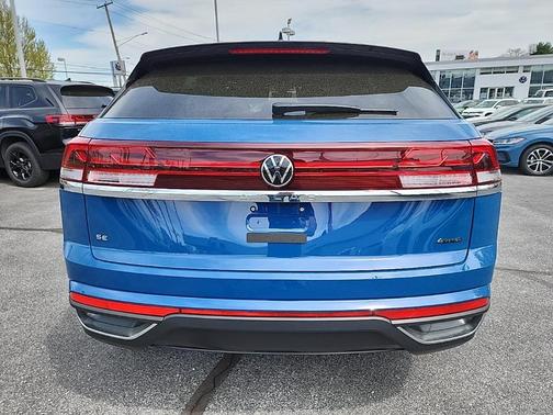 2025 Volkswagen Atlas Cross Sport 2.0T SE