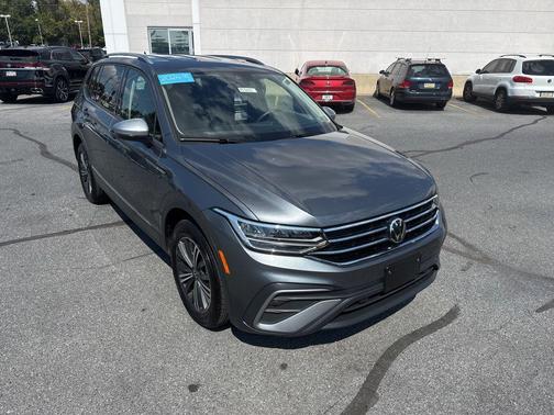 2024 Volkswagen Tiguan 2.0T Wolfsburg Edition