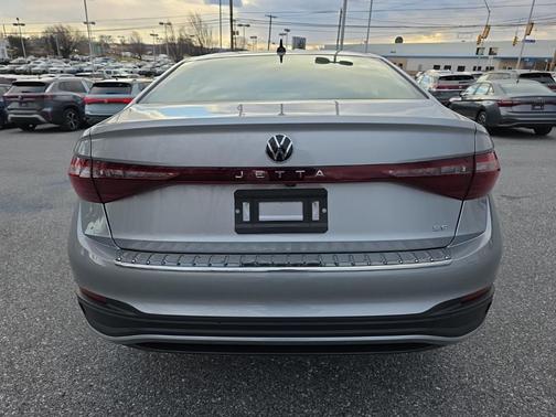 2026 Volkswagen Jetta 1.4T SE