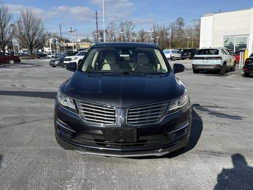 2015 Lincoln MKC Base