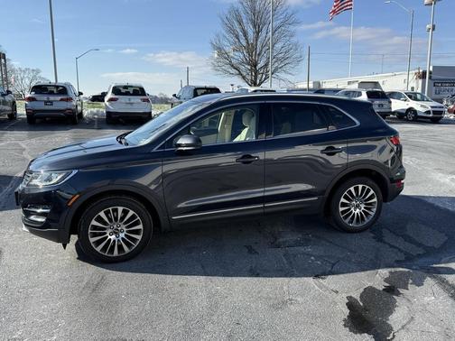2015 Lincoln MKC Base