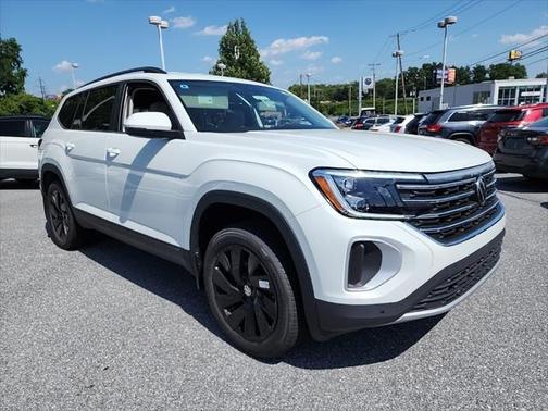 2025 Volkswagen Atlas 2.0T SE w/Technology 4MOTION