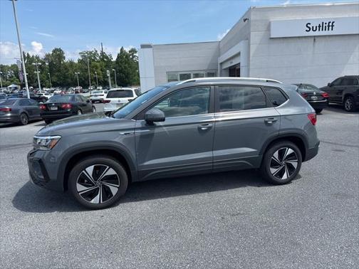 2024 Volkswagen Taos 1.5T SE
