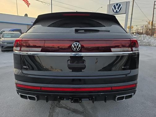 2026 Volkswagen Atlas Cross Sport 2.0T SEL Premium