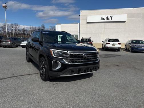 2025 Volkswagen Atlas 2.0T SE w/Technology 4MOTION