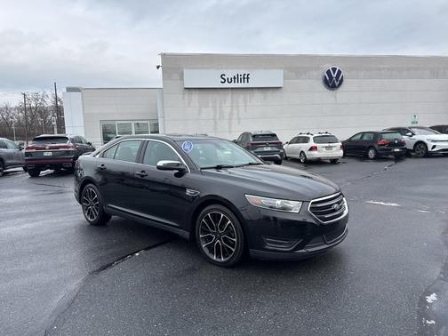 2017 Ford Taurus Limited