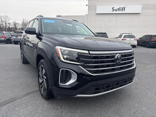 2024 Volkswagen Atlas 2.0T SE w/Technology 4MOTION