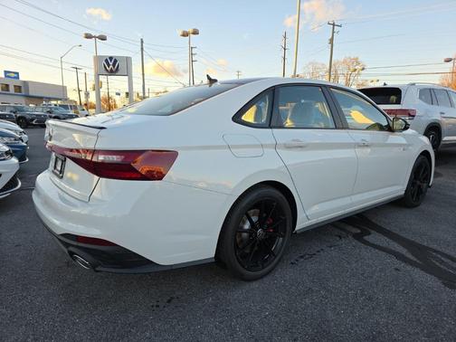 2026 Volkswagen Jetta GLI 2.0T Autobahn