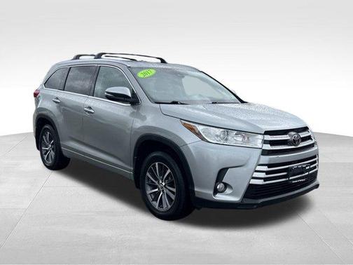 2017 Toyota Highlander 