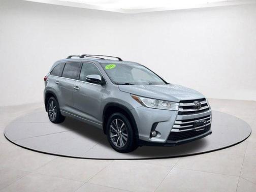 2017 Toyota Highlander 