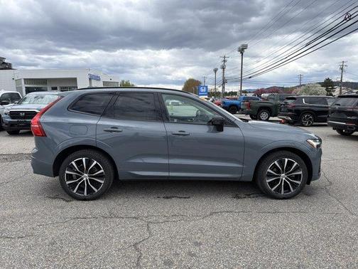 Gray 2023 Volvo XC60 B5 Plus Dark Theme
