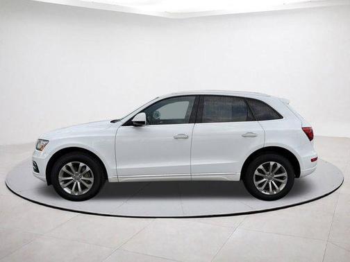 2016 Audi Q5 2.0T Premium Plus