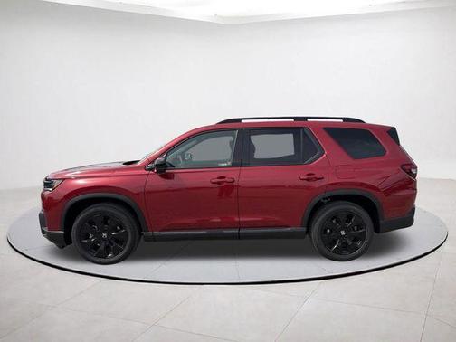 Radiant Red Metallic II 2026 Honda Pilot Black Edition